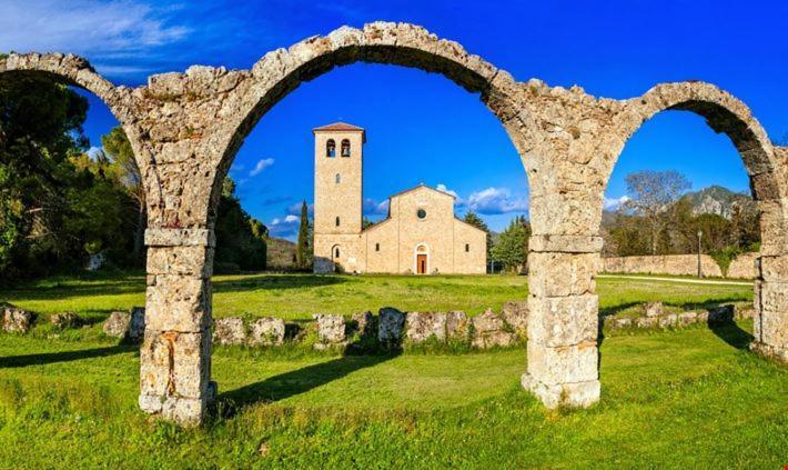 Residenza Vallefiorita Aparthotel Rocchetta a Volturno Esterno foto