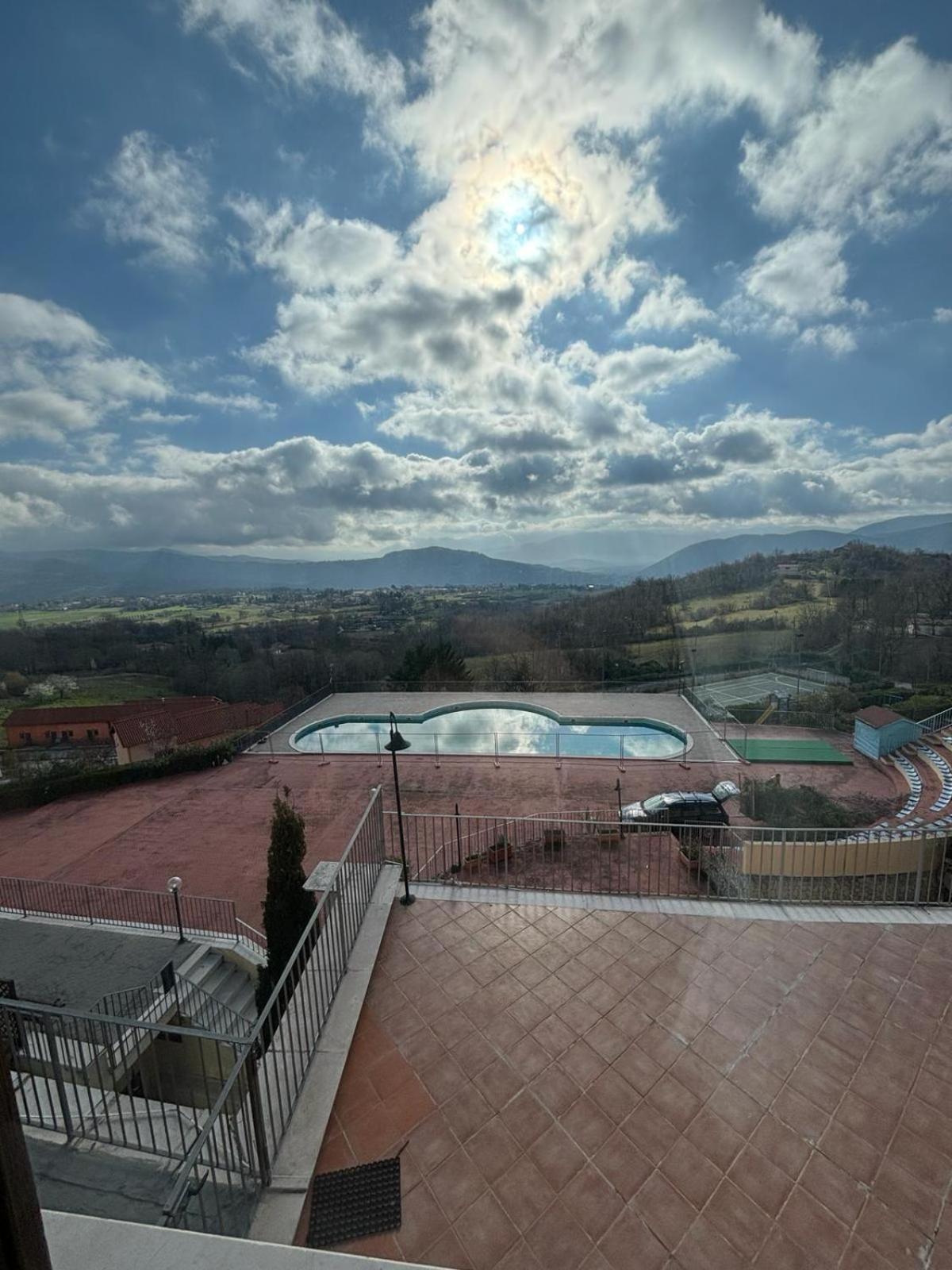 Residenza Vallefiorita Aparthotel Rocchetta a Volturno Esterno foto